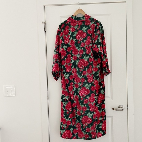 VTG Victoria's Secret Gold Label Maxi Length Floral Rose Print Robe - Picture 4 of 12